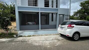 Hus - 3 soveværelser | Udendørsområde