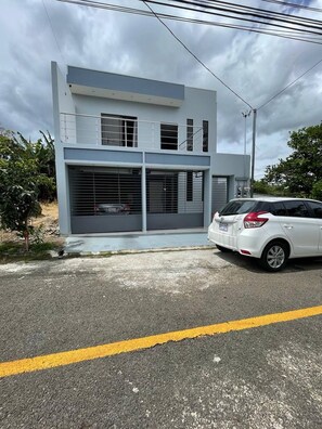 Hus - 3 soveværelser | Udendørsområde