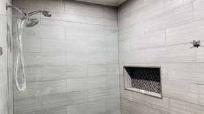 Nhà, 3 phòng ngủ | Phòng tắm