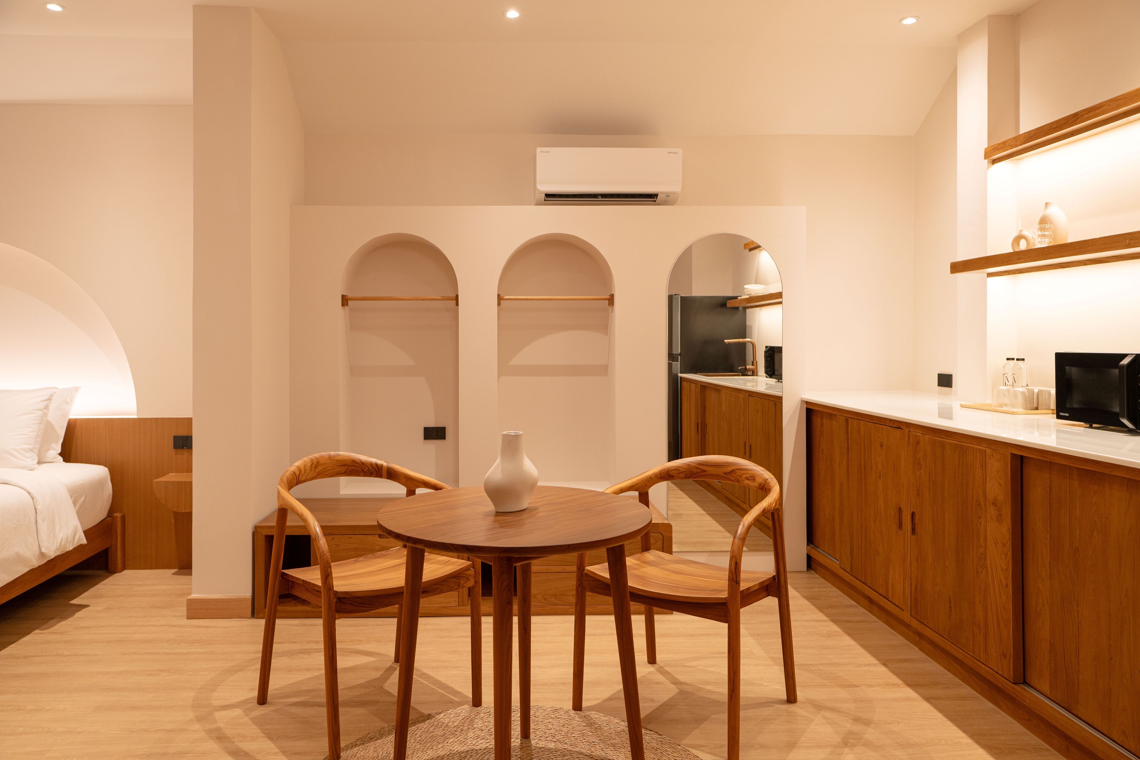 Junior Room | Dining