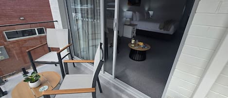Superior Double Room | Outdoor dining