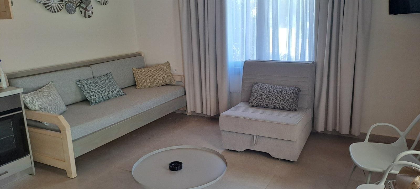 Ferienhaus, 1 Schlafzimmer, eigener Pool, Meerblick | Wohnbereich