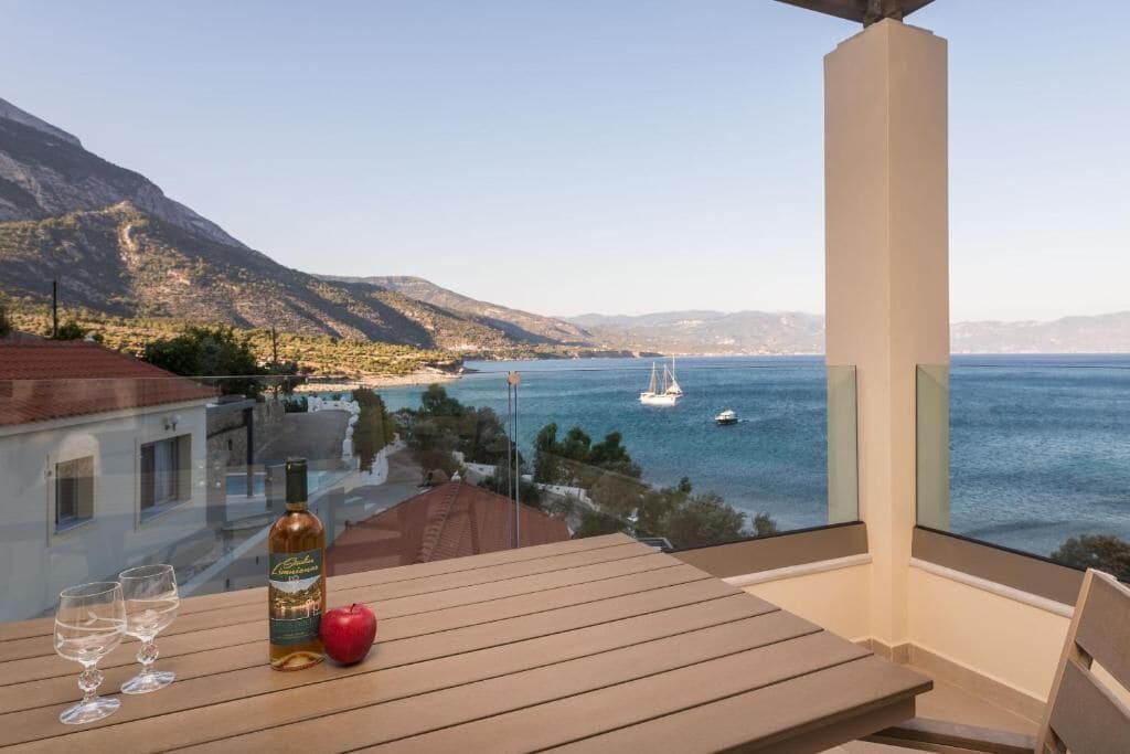 Huis, 2 slaapkamers, privézwembad, uitzicht op zee | Terras