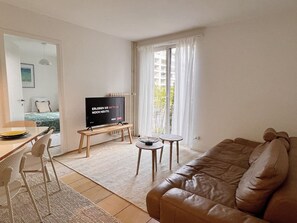 TV, stereo