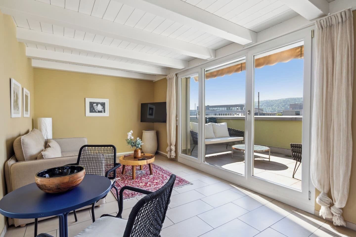 リビング エリア