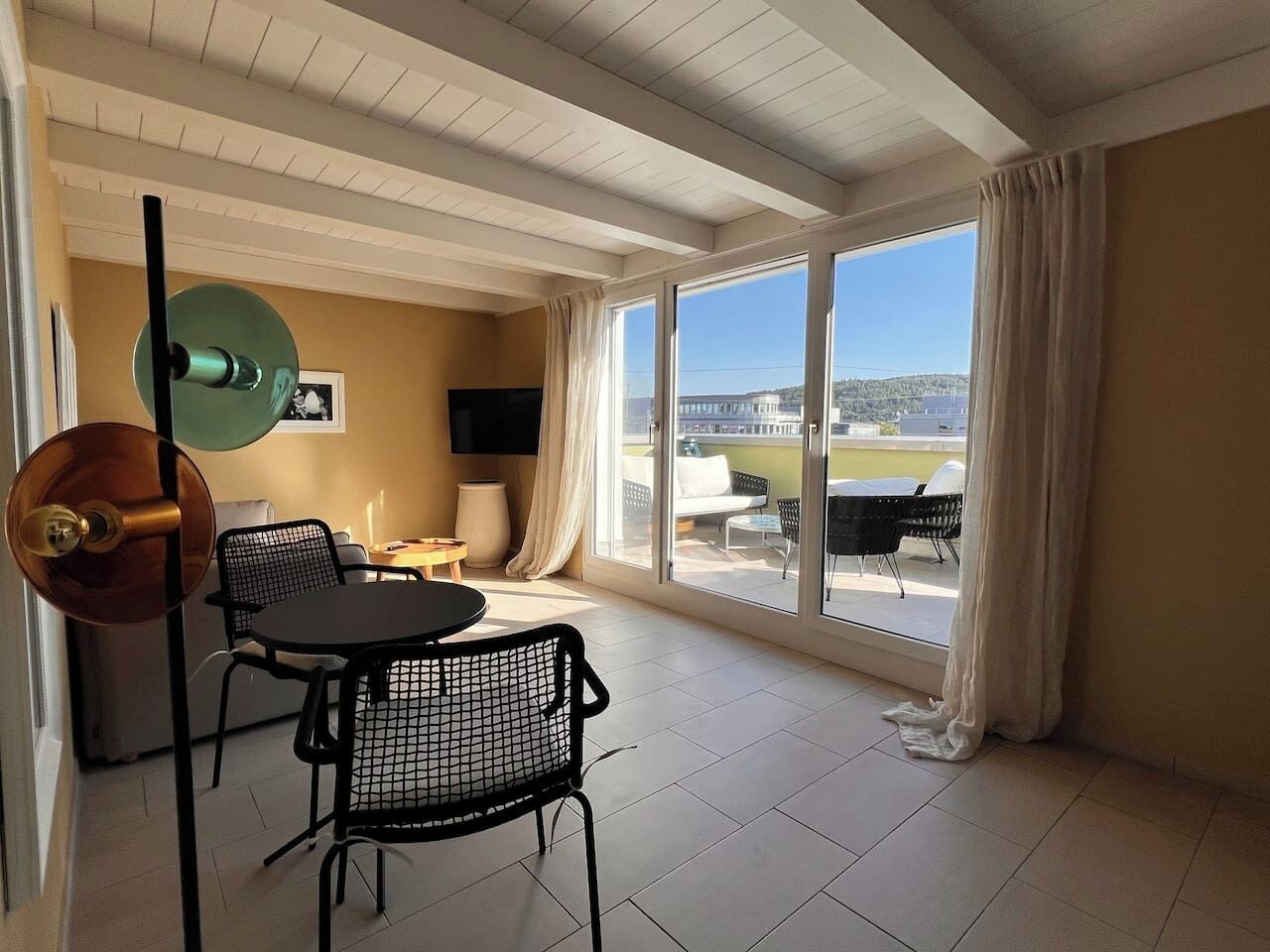 リビング エリア