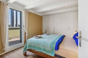 Room - Comfortable Flat with Terrace in Zurich (401-16) (Zürich)