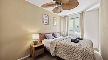 3 bedrooms, desk, iron/ironing board, WiFi