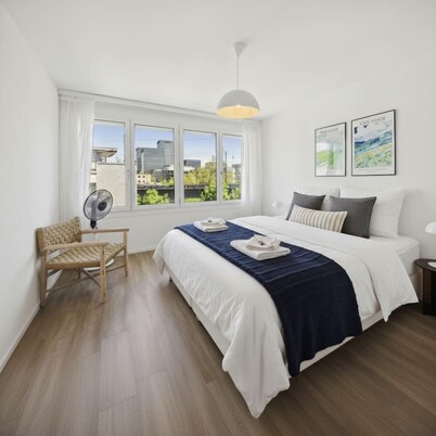 Zentrale Wohnung in Zürich Oerlikon! (301)