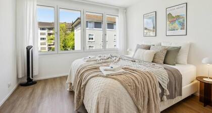 Zentrale Wohnung in Zürich Oerlikon! (302)