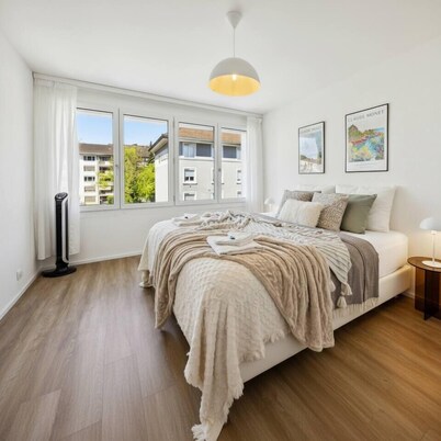 Zentrale Wohnung in Zürich Oerlikon! (302)