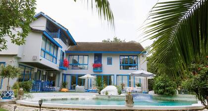 Private Pool Party Villa games & Karaoke,