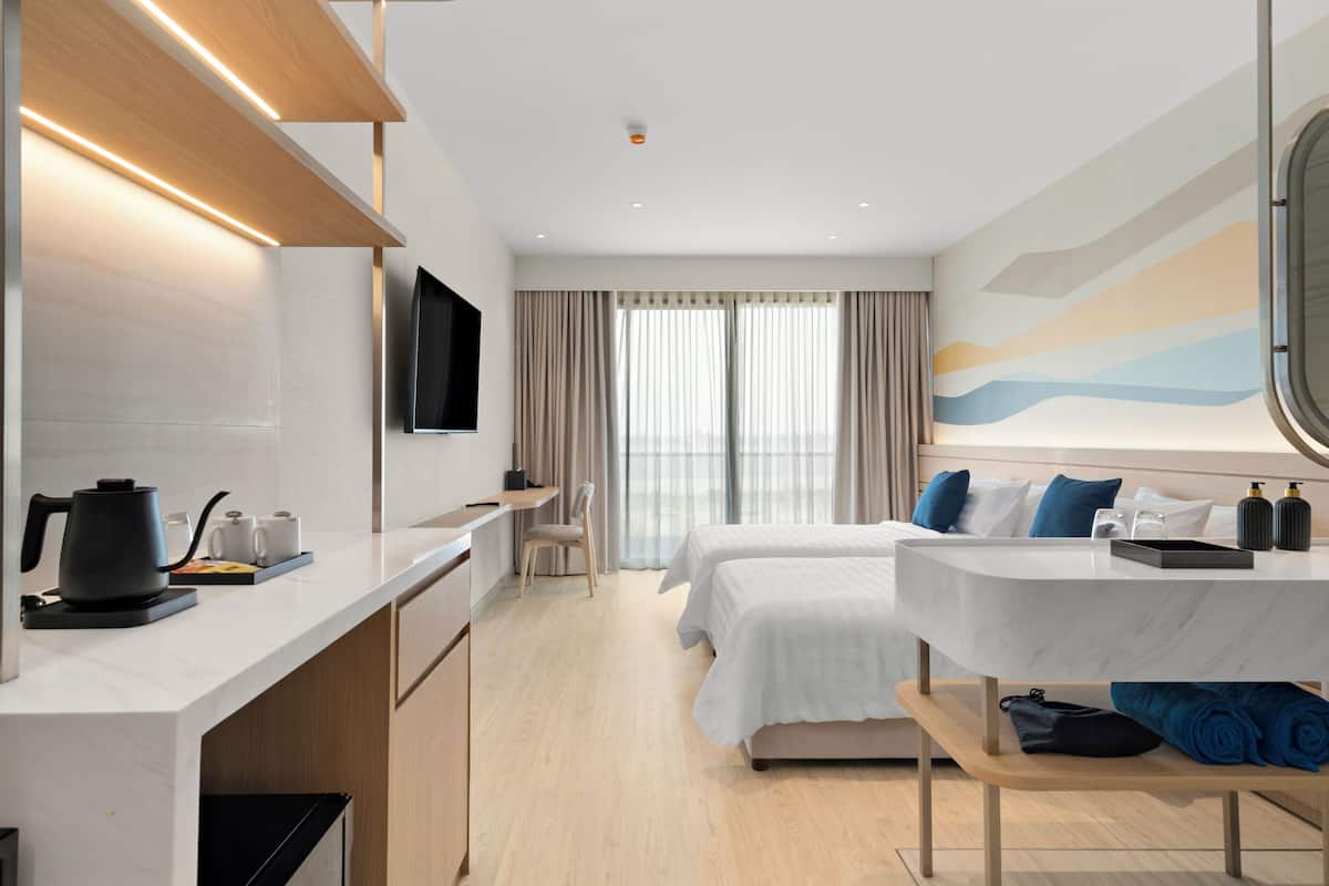 Superior Twin Room, River View