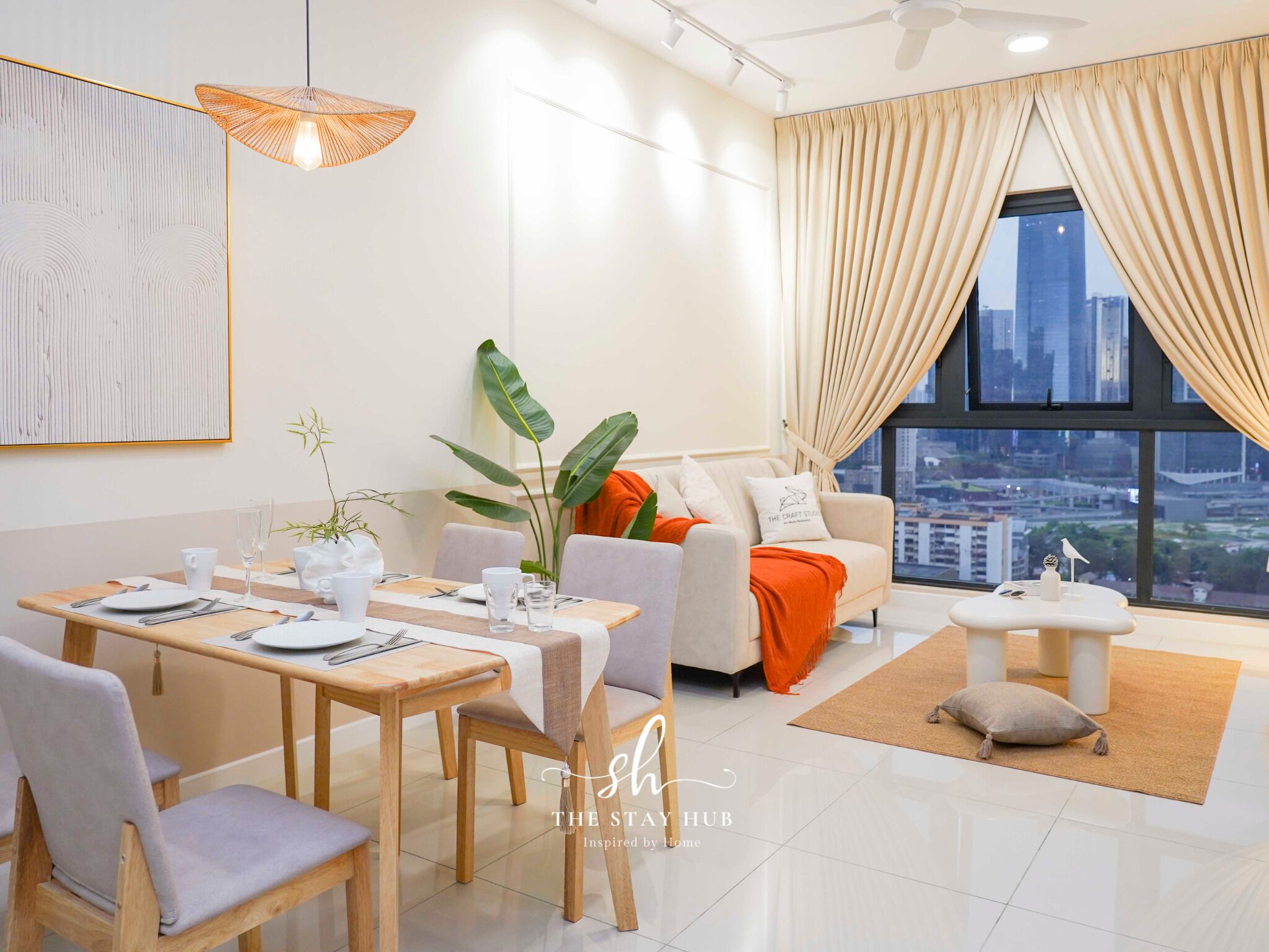 Apartamento urbano, 2 quartos, para não fumantes, vista para a cidade | Área de estar