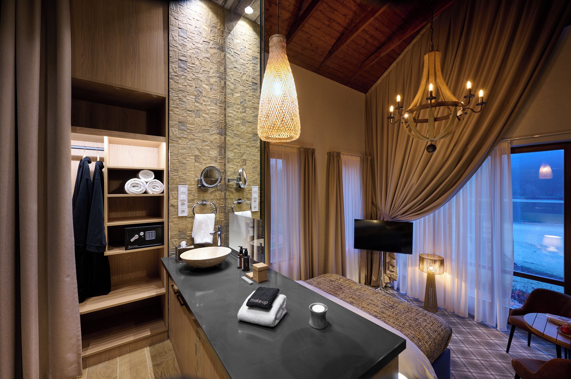Villa | Minibar, in-room safe, free WiFi, bed sheets