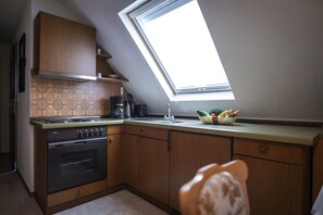 Private kitchen - Studio 7 with Mountain View, Barbecue Area and Wi-Fi (Oberharmersbach)