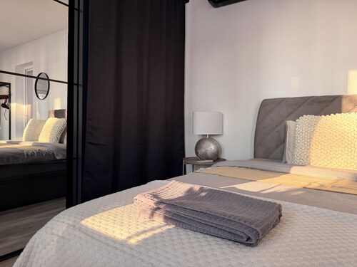 Lakeside Cabin w/ Hot Tub & Terrace | Waya Lodge