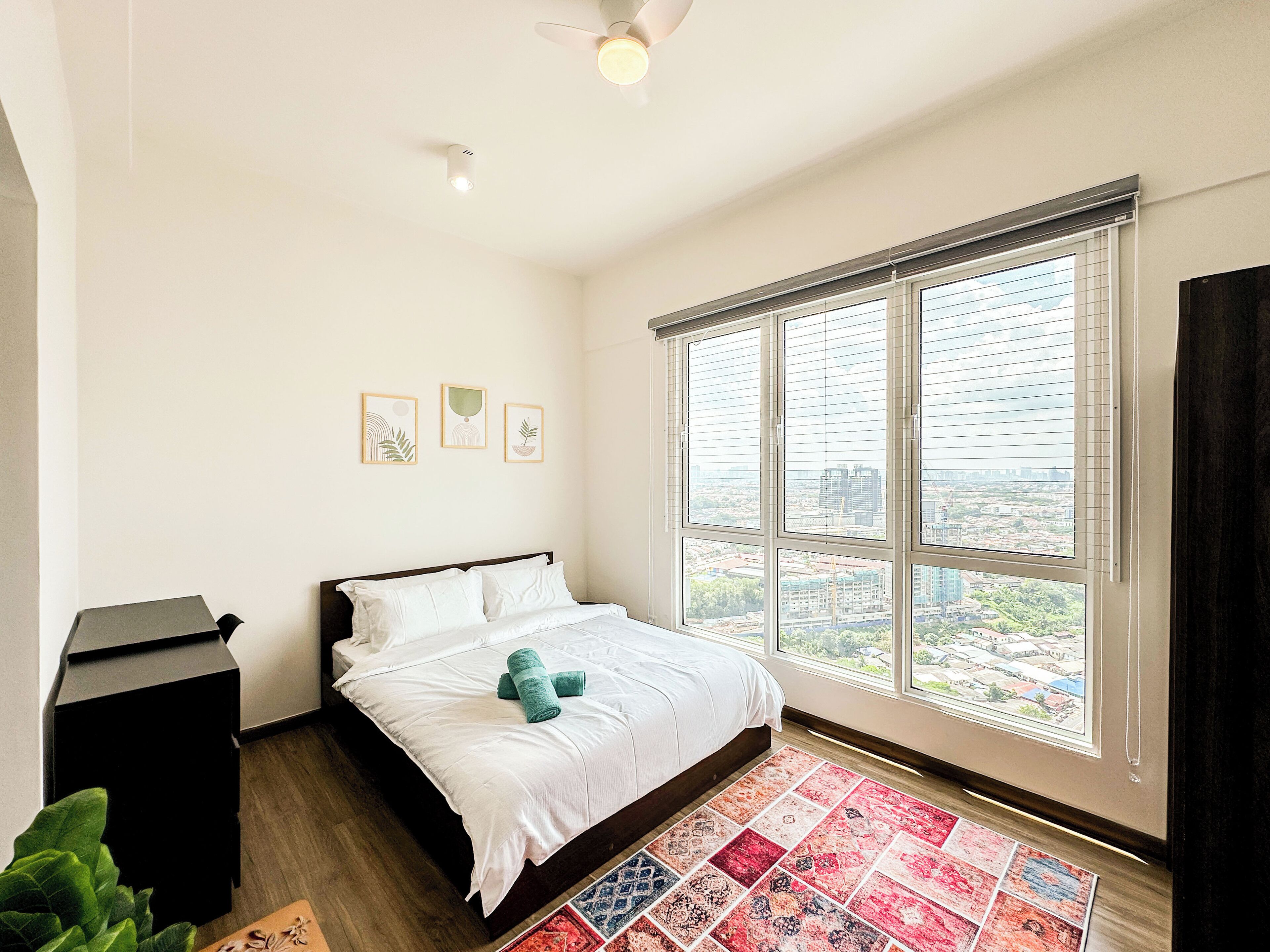 Apartment, 2 Bedrooms, Balcony, City View