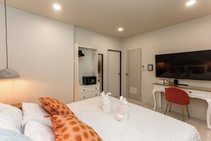 Villa - Newly Renovated Pool Villa with BBQ V296 (Ko Samui)