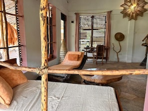 Comfort Villa, River View | Interior - Kwa Simba Lodge (Pangani)