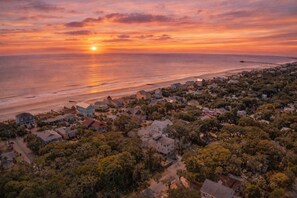 Beach - Folly Beach Getaway w/ Game Room, Outdoor Dining + Charleston Access (Folly Beach)