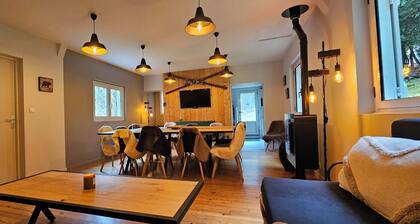 Cosy, spacious chalet in Gabas, perfect for families and friends