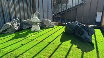 Enceinte de lâhĂ©bergement