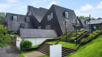 Classic Apartment, Balcony, Garden View | Exterior