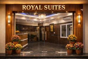 Front of property - Hotel Royal Suites Outer Ring Bellandur (Bengaluru)