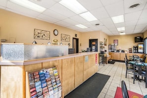 Dining - Studio6 Rock Springs, WY - Flaming Gorge (Rock Springs)