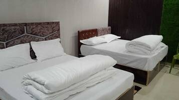 Deluxe-Dreibettzimmer, Bergblick