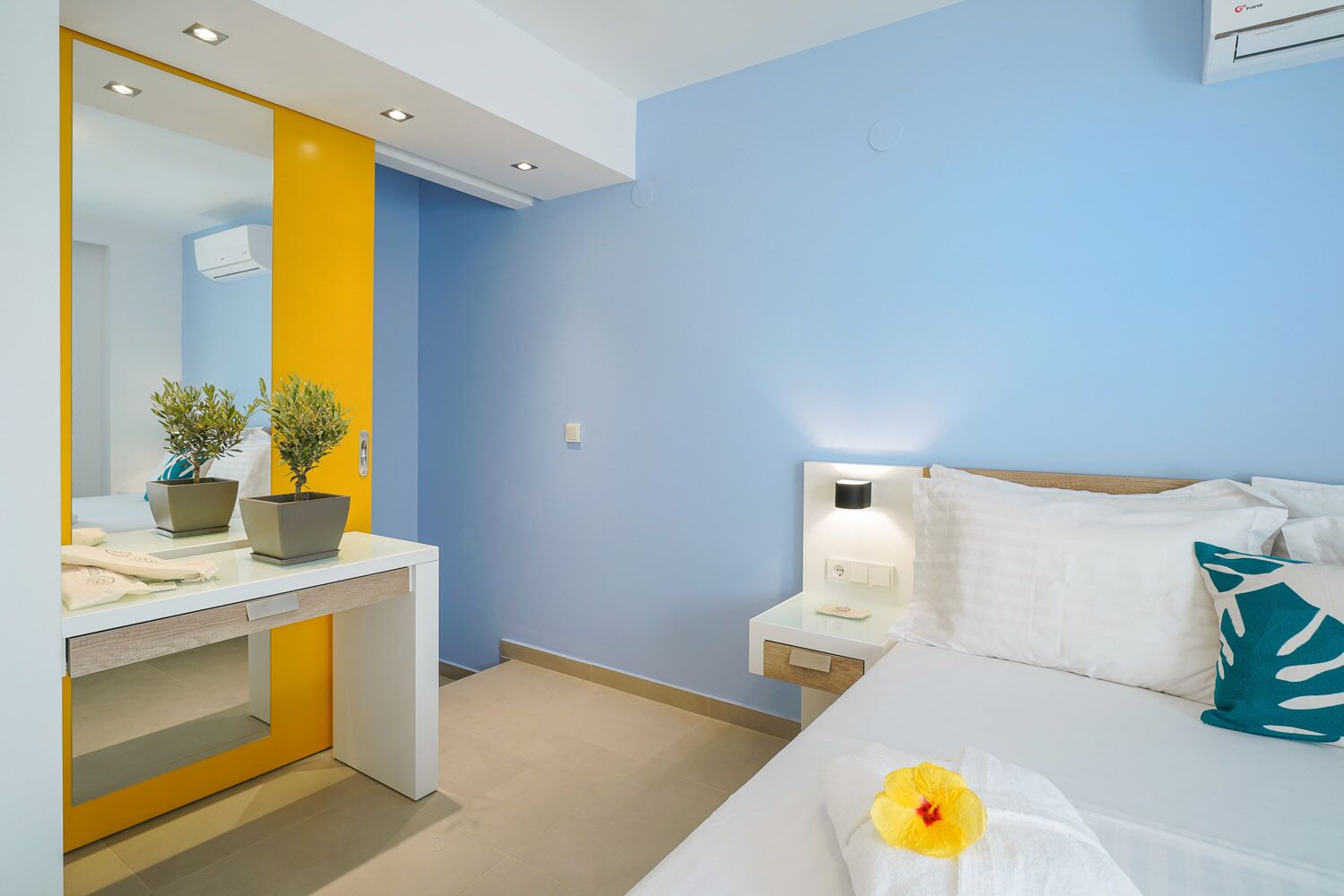 ファミリー デュープレックス プールビュー