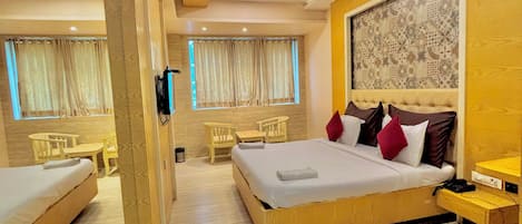 Quarto casal luxo, vista para a cidade | Wi-Fi de cortesia