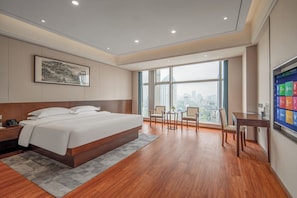 Kamar Double Bisnis, pemandangan kota | Brankas, tirai kedap cahaya, dan Wi-Fi gratis