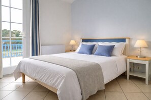 2 chambres, draps fournis