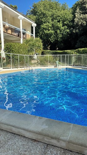 2-star apartment for 5 people, 50 m from the beach in the center of St. Palais-sur-Mer
