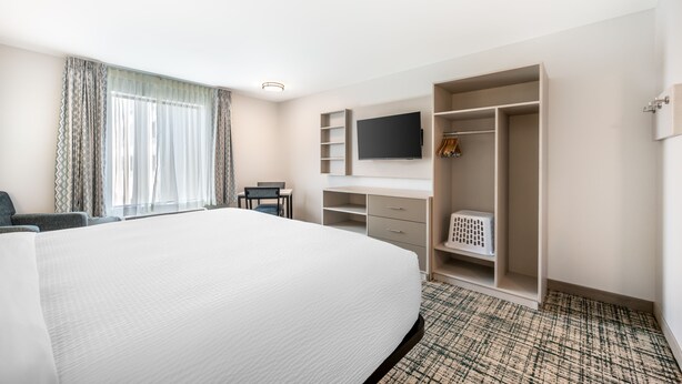 Suite, 1 King Bed, Non Smoking - MainStay Suites Harrisburg Airport - Hershey South (Middletown)