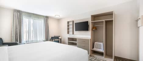 Suite, 1 King Bed, Non Smoking