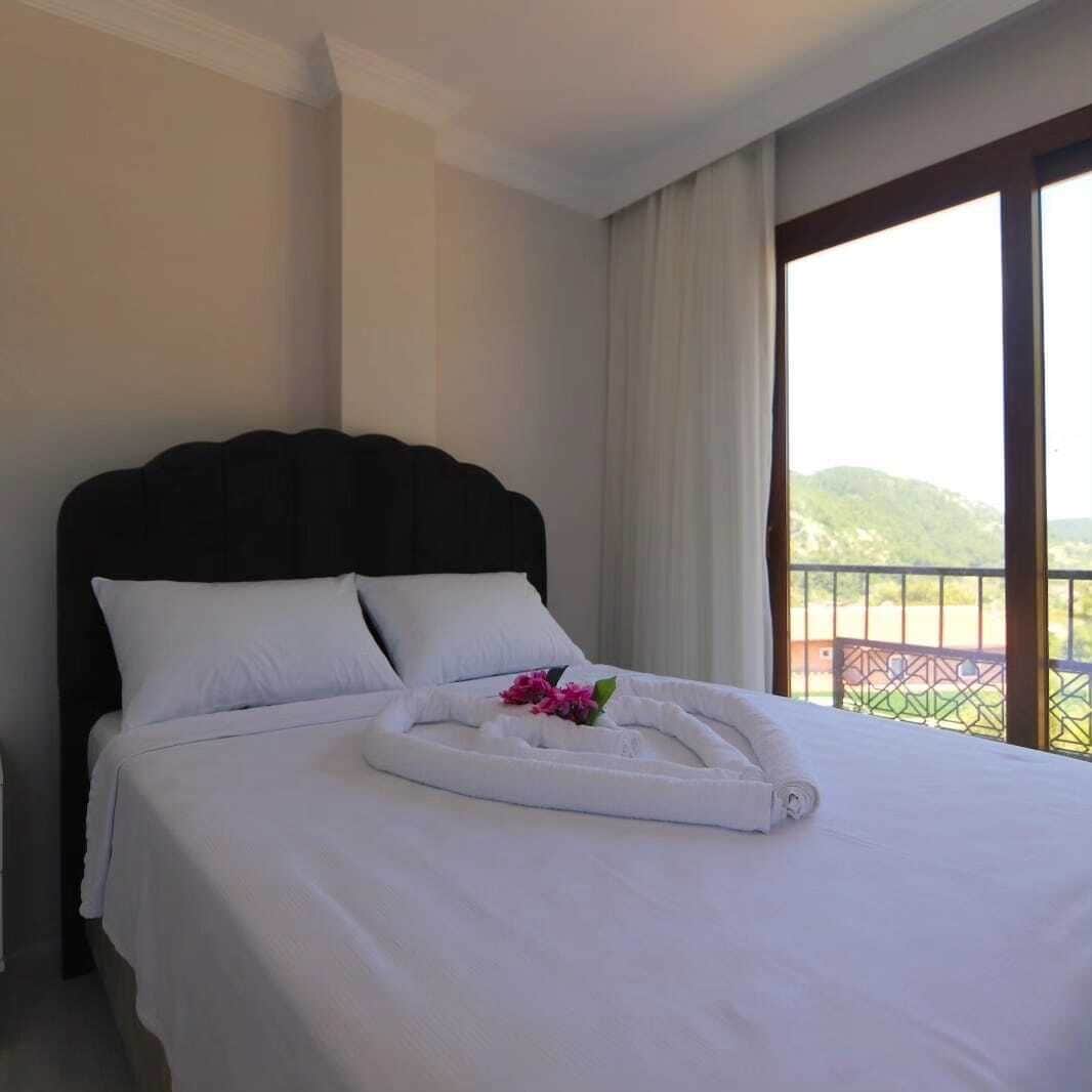 Villa, Mountain View