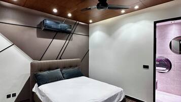 4 dormitorios, tabla de planchar con plancha, Internet y ropa de cama