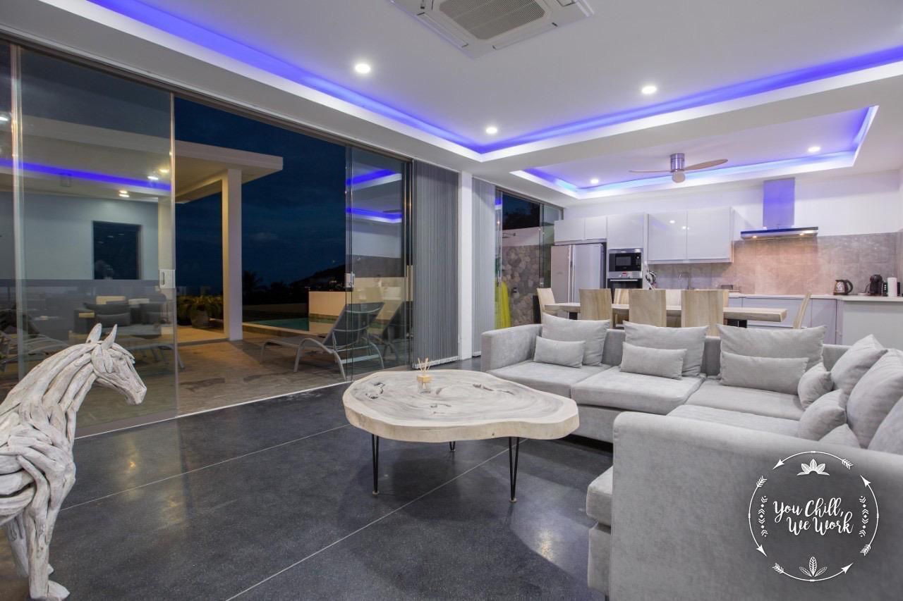 บริเวณนั่งเล่น