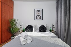 Departamento Confort | Tabla de planchar con plancha, cunas, wifi gratis y ropa de cama 