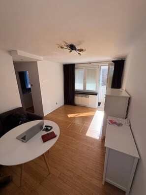 Comfort Apartment | Living room - Lumina apart with balcony in Warsaw (Warszawa)