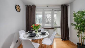 Leilighet – comfort | Spiseområde på rommet