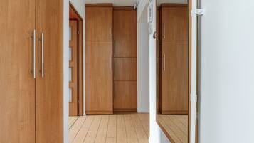 Leilighet – comfort | Klesskap