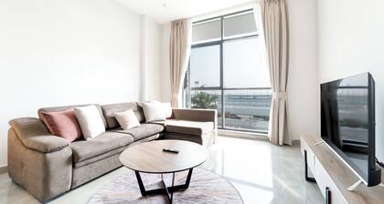 Free housekeeping visits during your stay - StayShort - Modern 2BR Retreat in Dubai South for 6