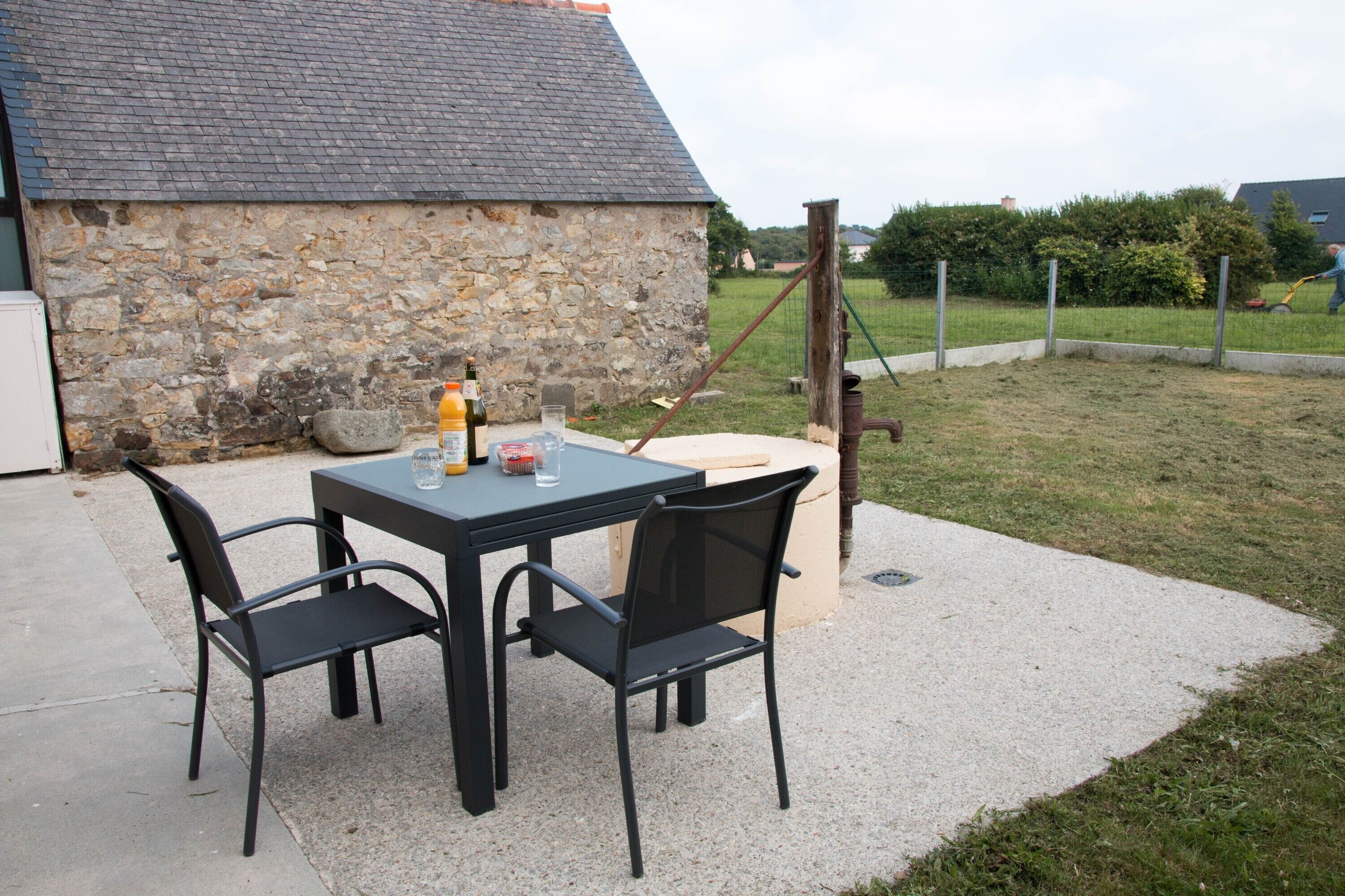 屋外ダイニングエリア