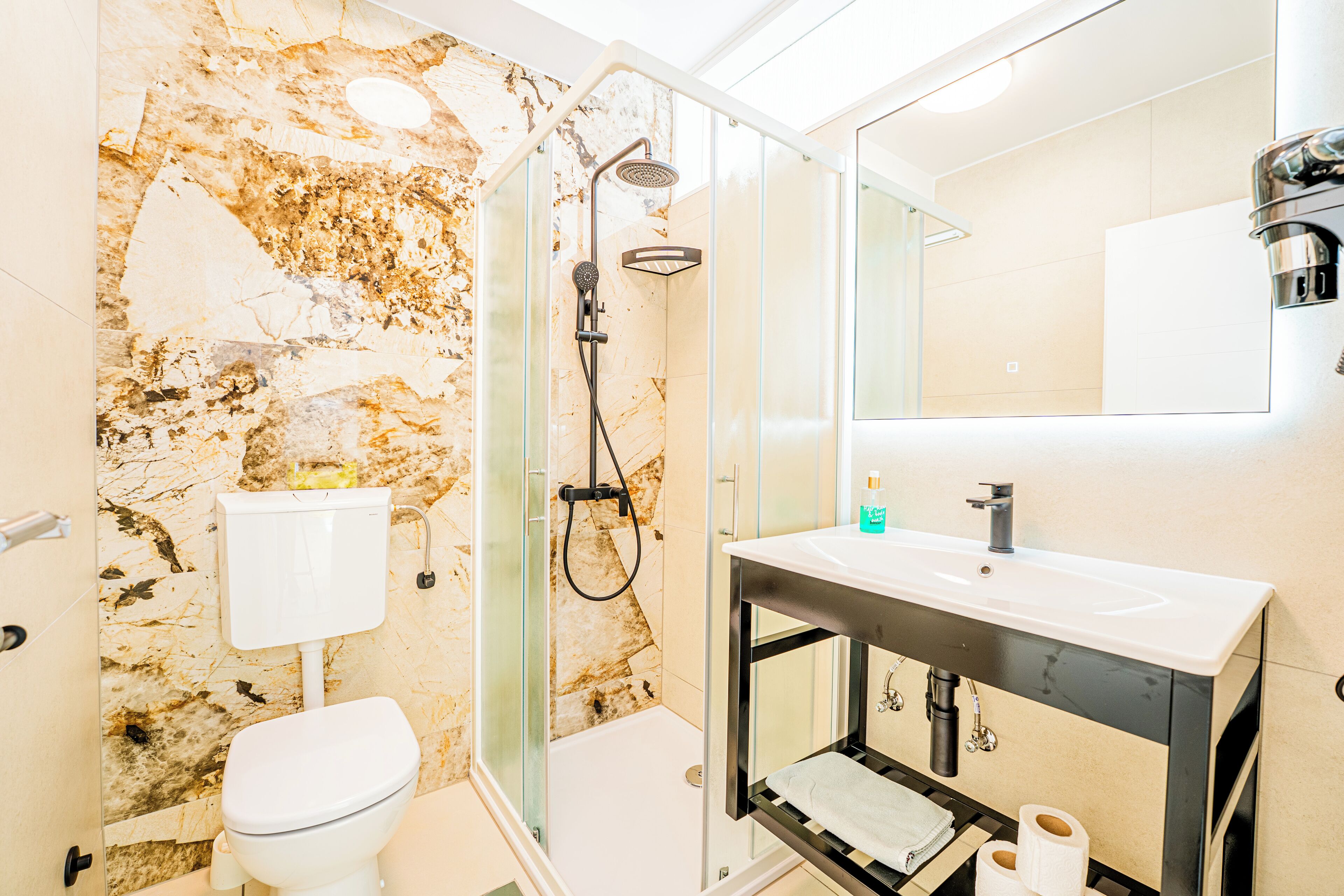 Apartment, 1 Double Bed, Balcony | Bathroom