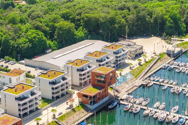 Urlaub in bester Priwall-Lage zwischen Yachthafen, Promenade und Ostseestrand.