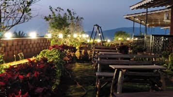 Rom – deluxe | Utendørsservering